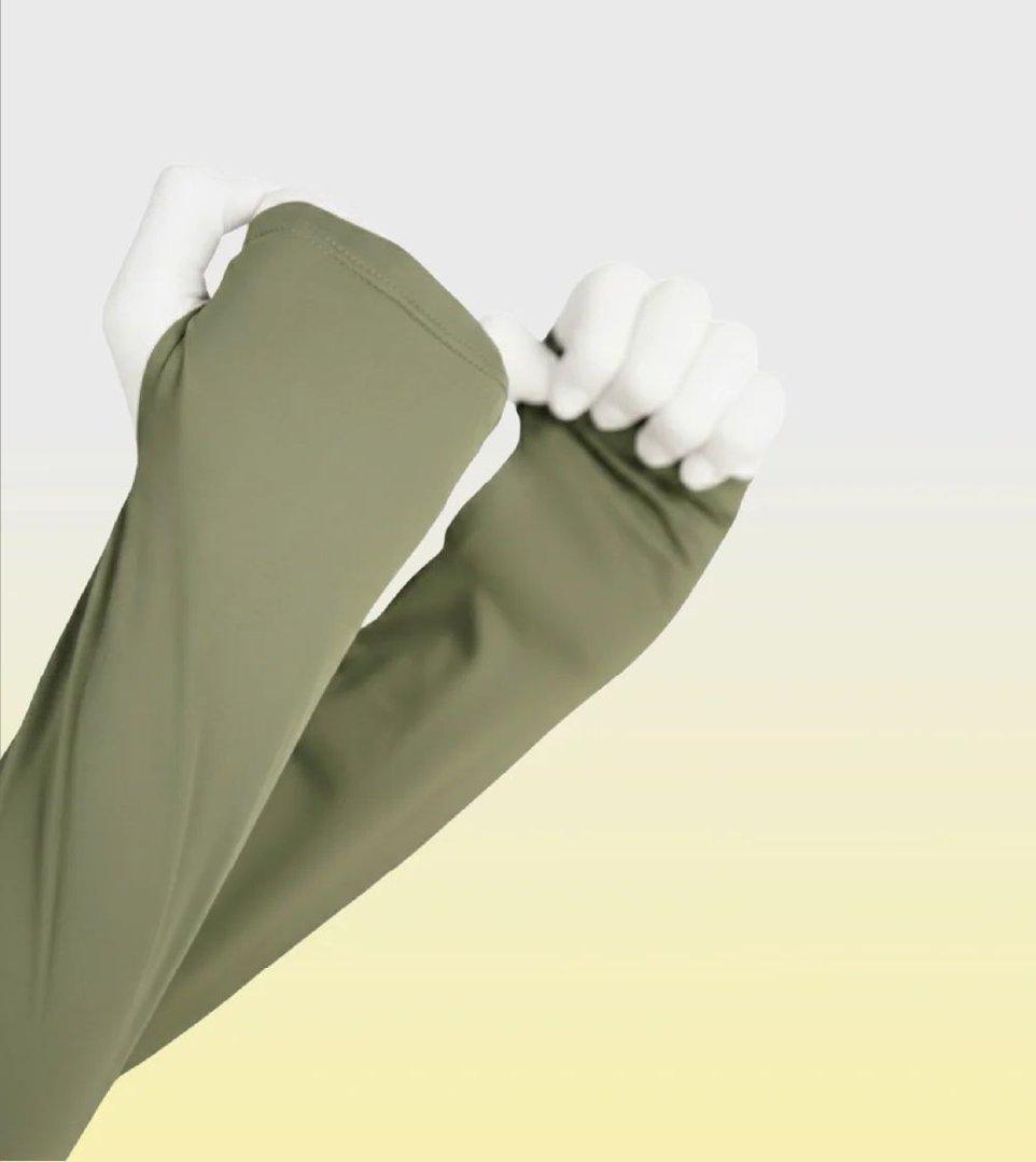 Breathable and relaxed fit sunscreen Arm sleeves 2