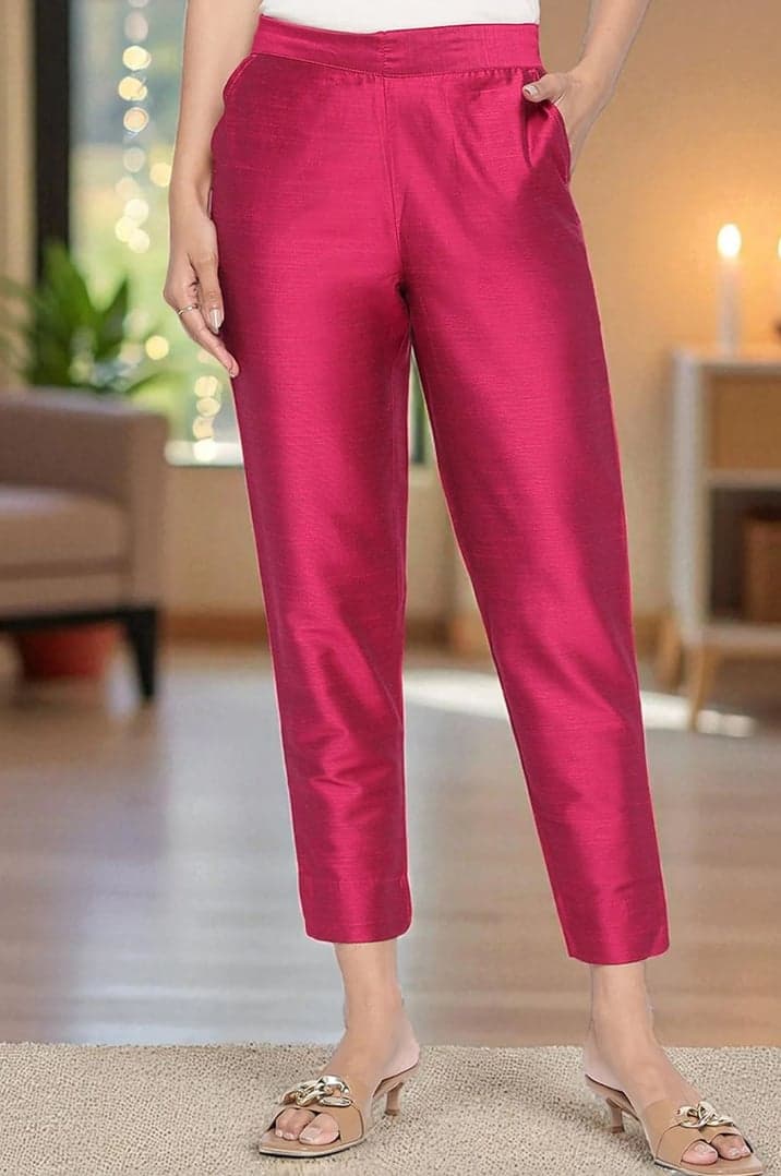 Pink Solid Mid Rise Slub Trousers in Ankle Length
