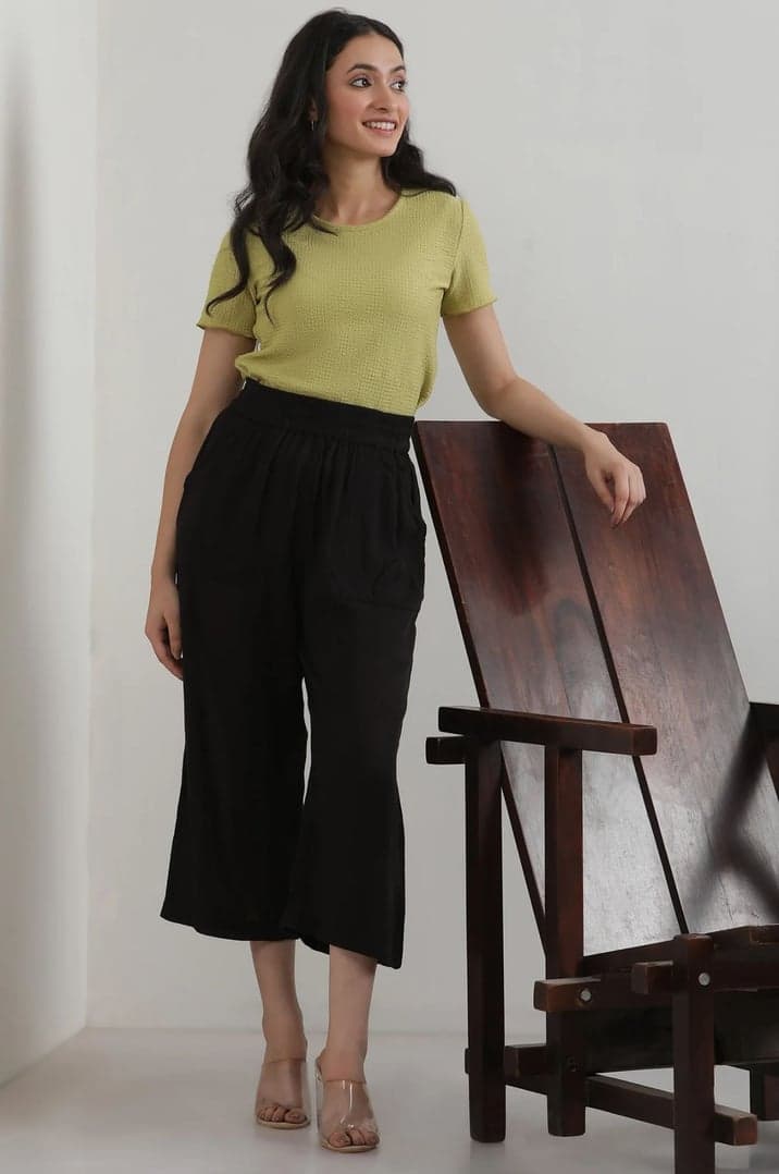 Black Solid Flared Rayon Culottes With Elasticated Waist